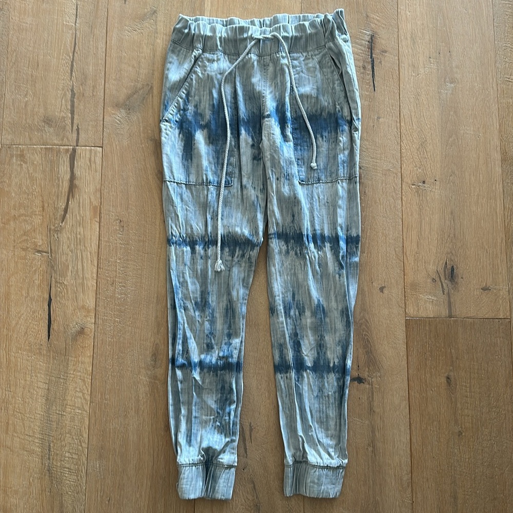 Bella Dahl Light Blue Tie-Dye joggers